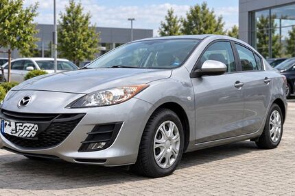 Mazda 3 88.000 km 5.999 &euro; Dresden 01067