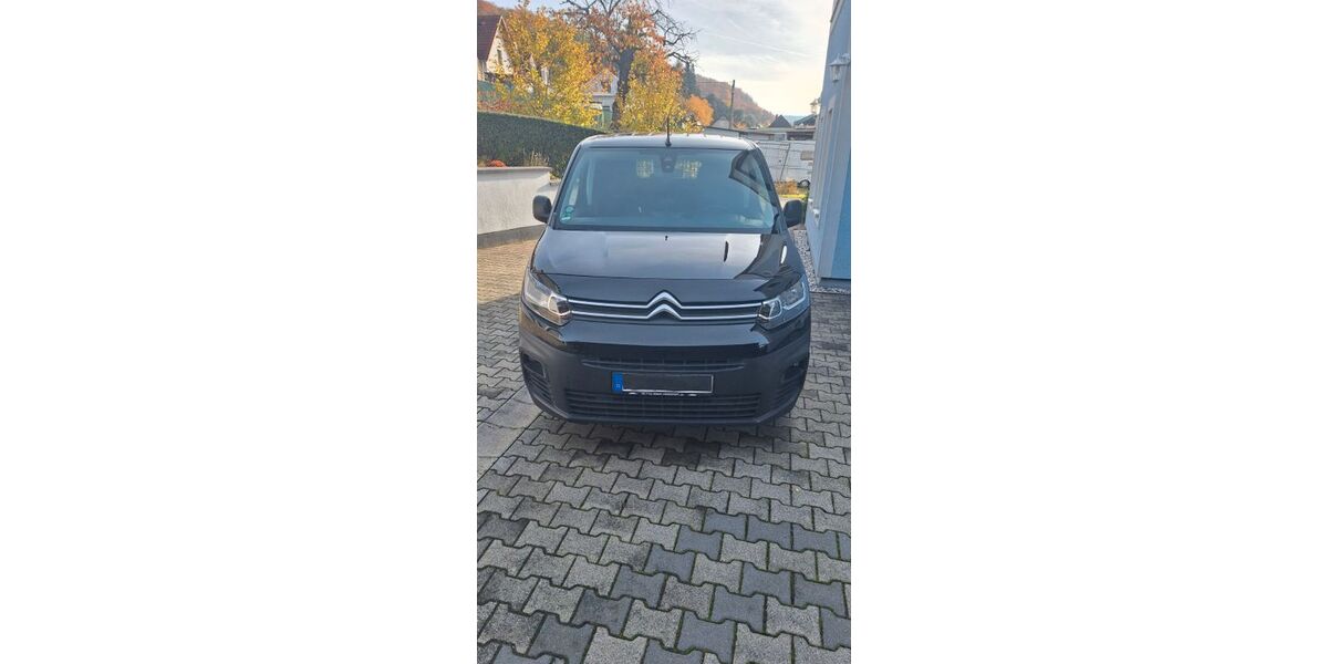 Citroen Berlingo 64.600 km 12.990 &euro; Freital 01705