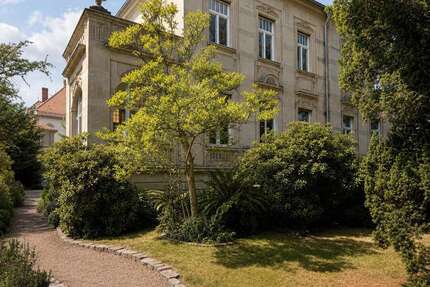 Haus Dresden Prohlis - 9 Zimmer, 356 m&sup2;, 2.395.000&euro; | Angebot:27108356