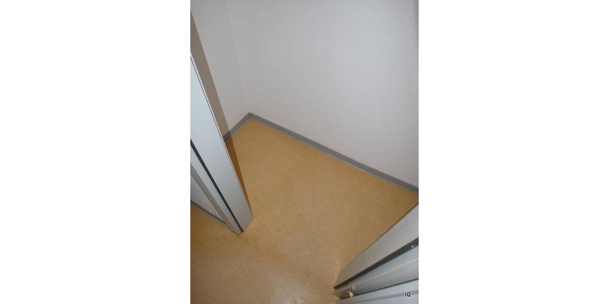 Etagenwohnung Meißen Altstadt - 2 Zimmer, 50 m&sup2;, 305&euro; | Angebot:26556535