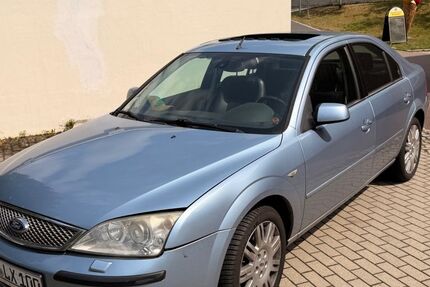 Ford Mondeo 173.000 km 2.100 &euro; Glashütte 01768