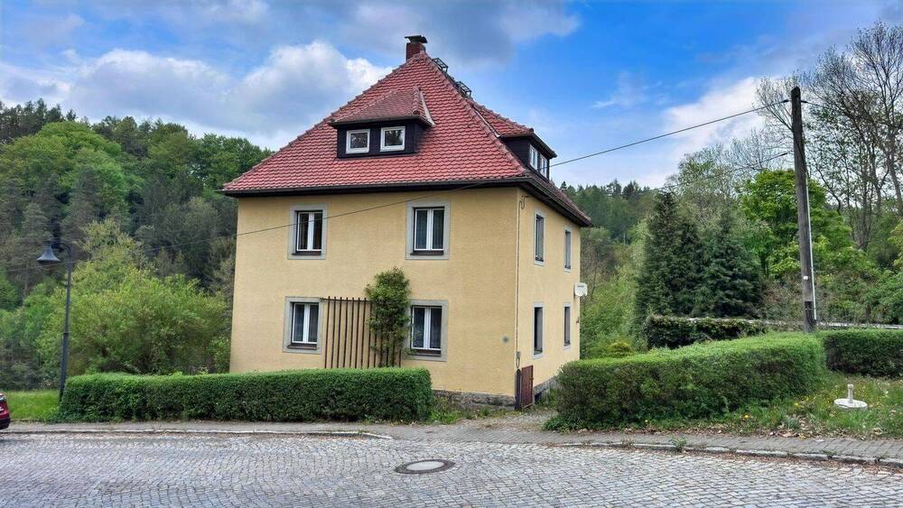 Einfamilienhaus Königstein Leupoldishain - 7 Zimmer, 146 m&sup2;, 175.000&euro; | Angebot:26686811