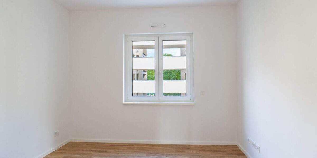 Etagenwohnung Dresden Pieschen-Süd - 4 Zimmer, 106 m&sup2;, 2.015&euro; | Angebot:25775253