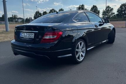 Mercedes-Benz C 250 133.000 km 13.100 &euro; Halsbrücke 09633
