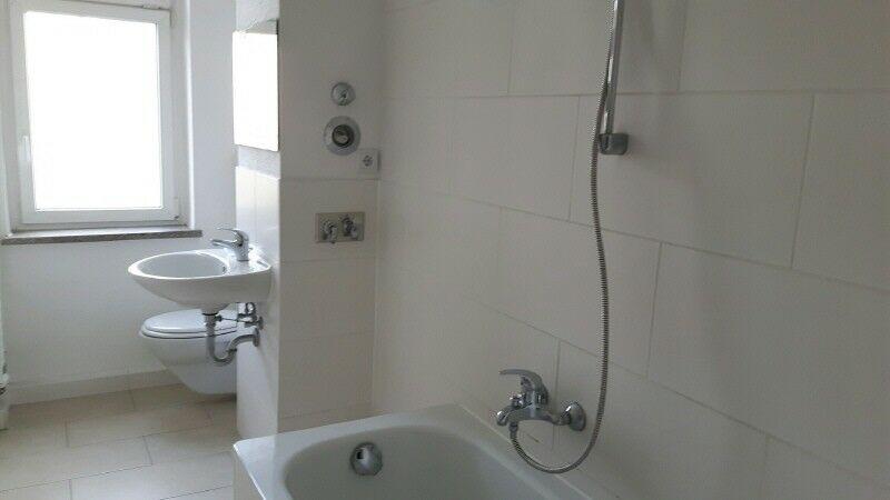 Etagenwohnung Dresden Neustadt - 4 Zimmer, 84 m&sup2;, 738&euro; | Angebot:9074896