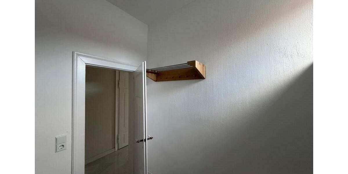 Etagenwohnung Radebeul - 2 Zimmer, 70 m&sup2;, 1.045&euro; | Angebot:25803451