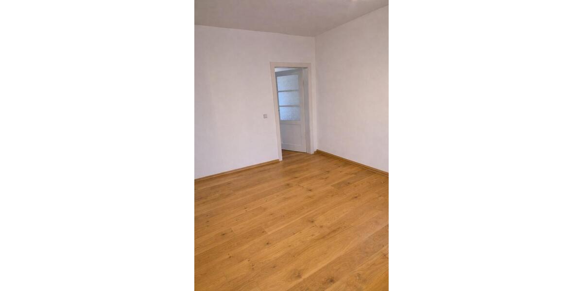 Etagenwohnung Dresden Loschwitz - 2 Zimmer, 68 m&sup2;, 750&euro; | Angebot:24337729