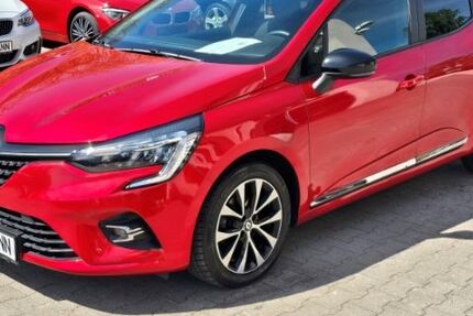 Renault Clio 20.800 km 13.890 &euro; Dresden 01309
