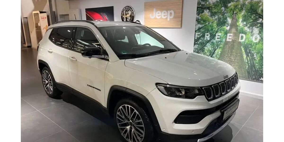 Jeep Compass 79.000 km 21.199 &euro; Pulsnitz 01896