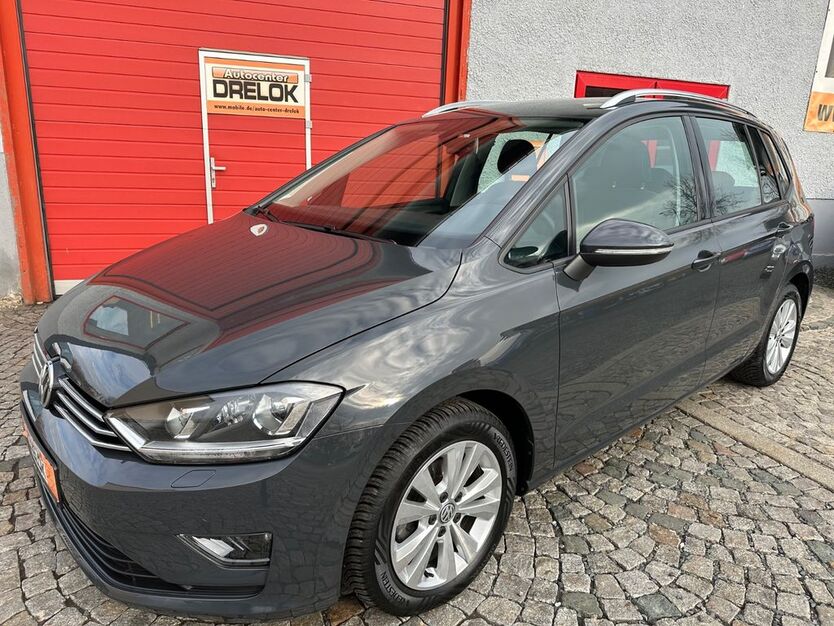 VW Golf Sportsvan 33.999 km 14.600 € Freiberg 09599