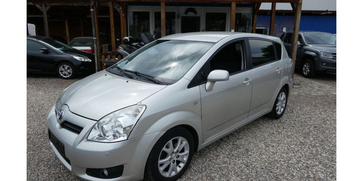 Toyota Corolla Verso 218.250 km 3.990 &euro; Dresden 01219