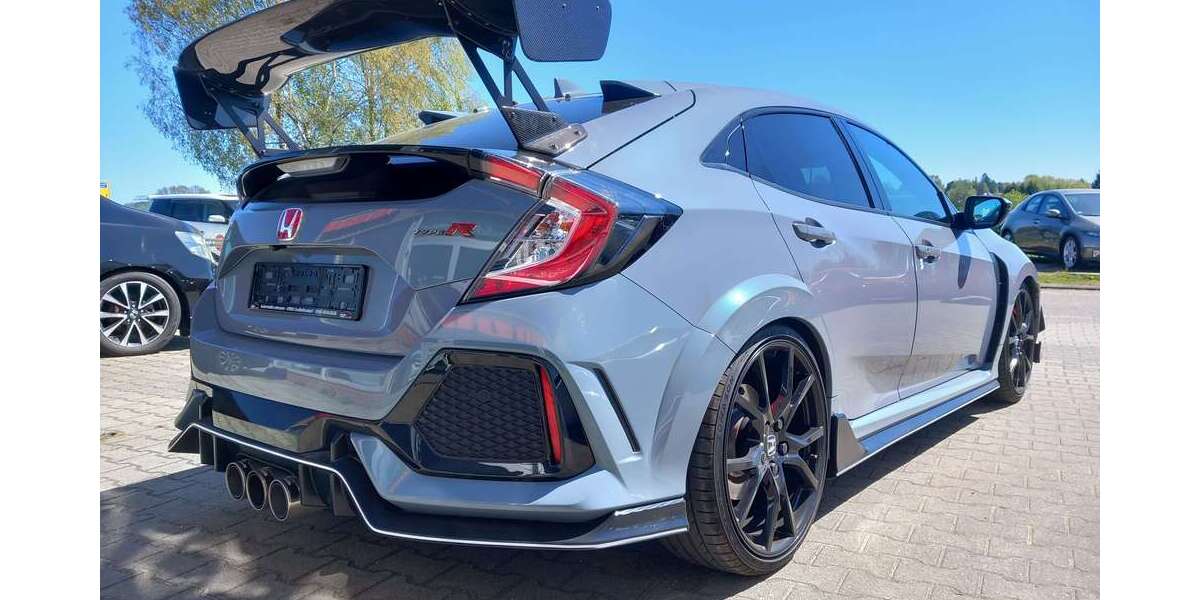Honda Civic 62.000 km 38.990 &euro; Großröhrsdorf OT Bretnig 01900