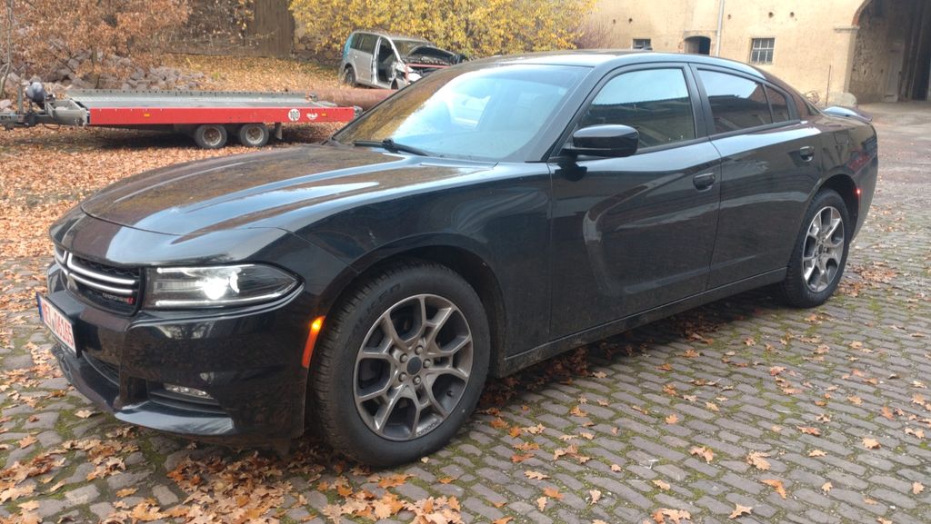 Dodge Charger 64.000 km 18.800 &euro; Käbschütztal OT Deila 01665