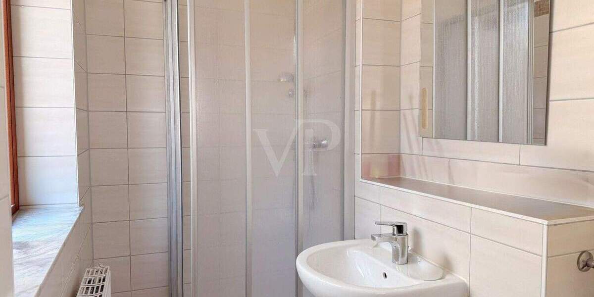 Einfamilienhaus Radebeul - 8 Zimmer, 180 m&sup2;, 520.000&euro; | Angebot:25815561