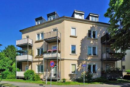Seidnitz: Balkon + Stellplatz