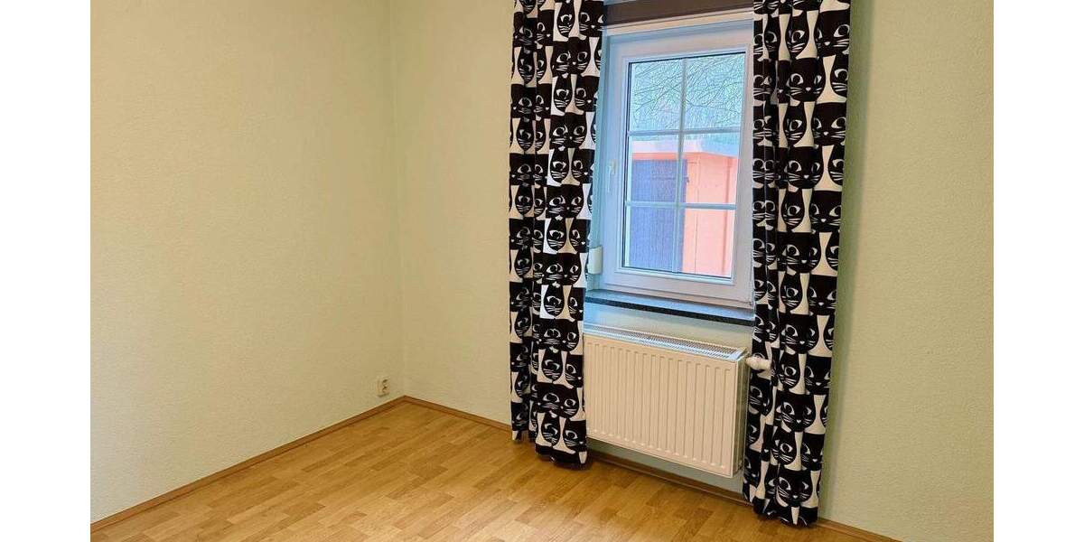 Einfamilienhaus Dresden Klotzsche - 9 Zimmer, 170 m&sup2;, 749.000&euro; | Angebot:25278992