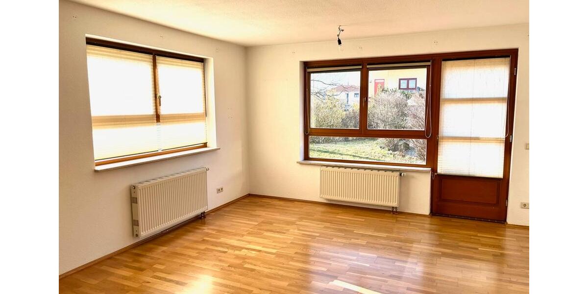 Reihenhaus Bannewitz - 6 Zimmer, 166 m&sup2;, 2.158&euro; | Angebot:25977535
