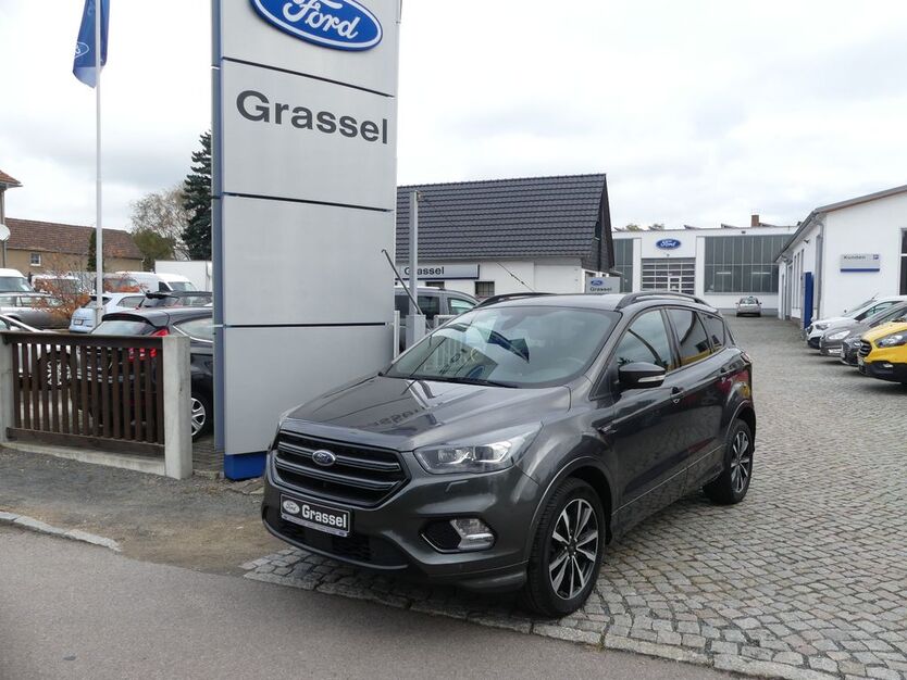 Ford Kuga 80.340 km 16.600 € Weinböhla 01689