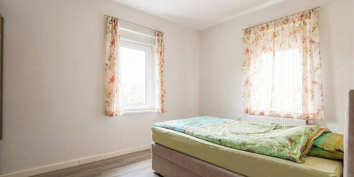 Etagenwohnung Dresden Naußlitz - 2 Zimmer, 63 m&sup2;, 179.000&euro; | Angebot:26851752