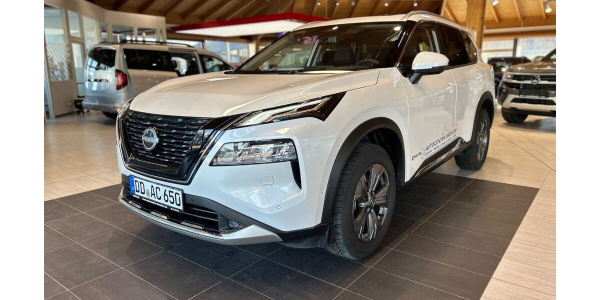 Nissan X-Trail 8.000 km 35.980 &euro; Dresden 01328