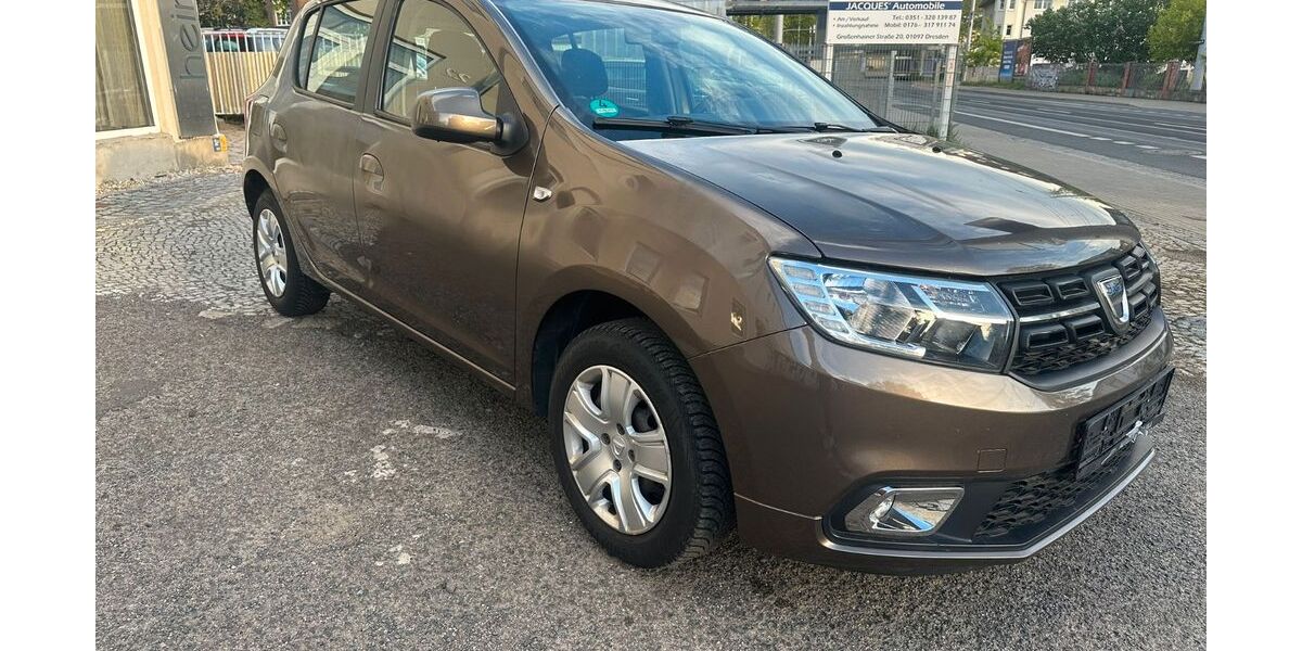 Dacia Sandero 22.450 km 5.790 &euro; Dresden 01097