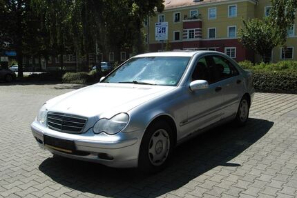 Mercedes-Benz C 220 406.664 km 1.200 &euro; Dresden 01237