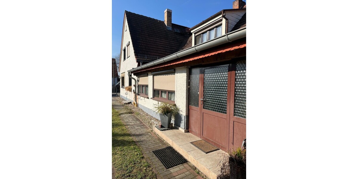 Doppelhaushälfte in ruhiger Lage in Dresden Kaditz mit großem Garten - Einfamilienhaus Dresden Kaditz | Angebot:26828748