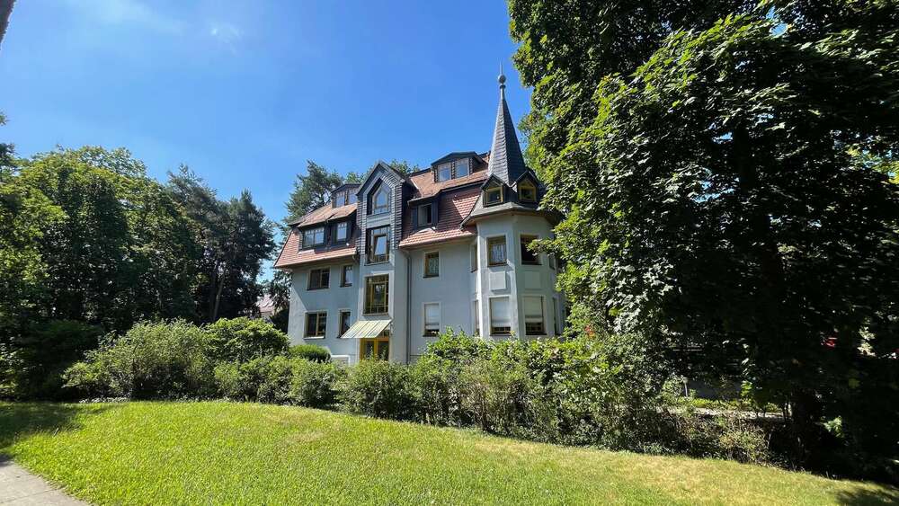 Etagenwohnung Dresden Klotzsche - 1 Zimmer, 34 m&sup2;, 115.000&euro; | Angebot:27196773