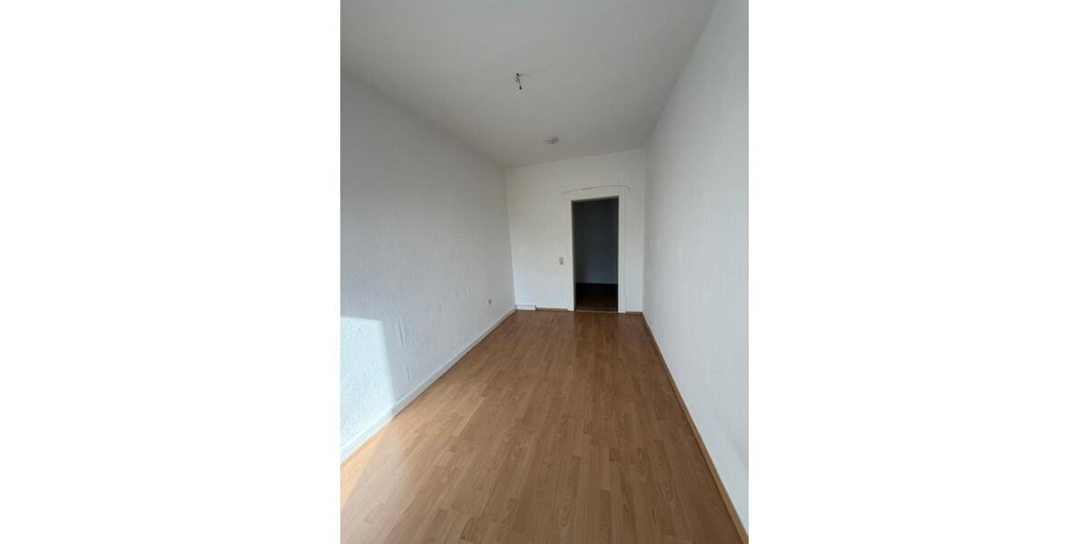 Etagenwohnung Dresden Cotta - 2 Zimmer, 63 m&sup2;, 475&euro; | Angebot:25414656