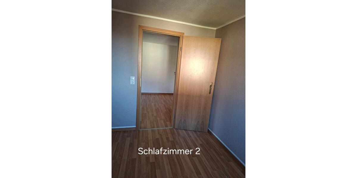 Etagenwohnung Dippoldiswalde - 4 Zimmer, 82 m&sup2;, 600&euro; | Angebot:26105046