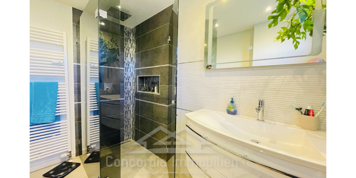 Etagenwohnung Weinböhla - 3 Zimmer, 81 m&sup2;, 192.500&euro; | Angebot:24835295