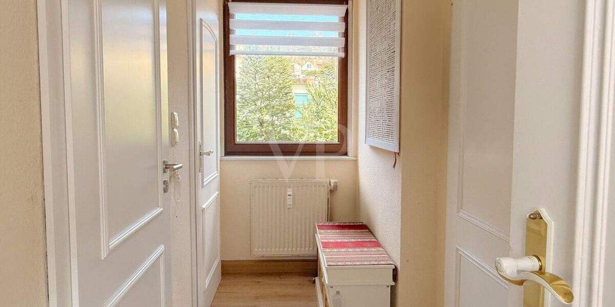 Einfamilienhaus Radebeul - 8 Zimmer, 180 m&sup2;, 520.000&euro; | Angebot:25815561