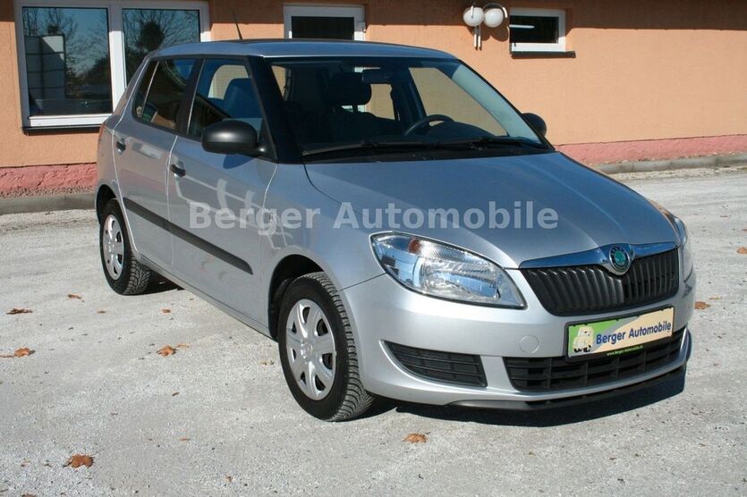 Skoda Fabia 105.000 km 4.395 € Dresden 01257