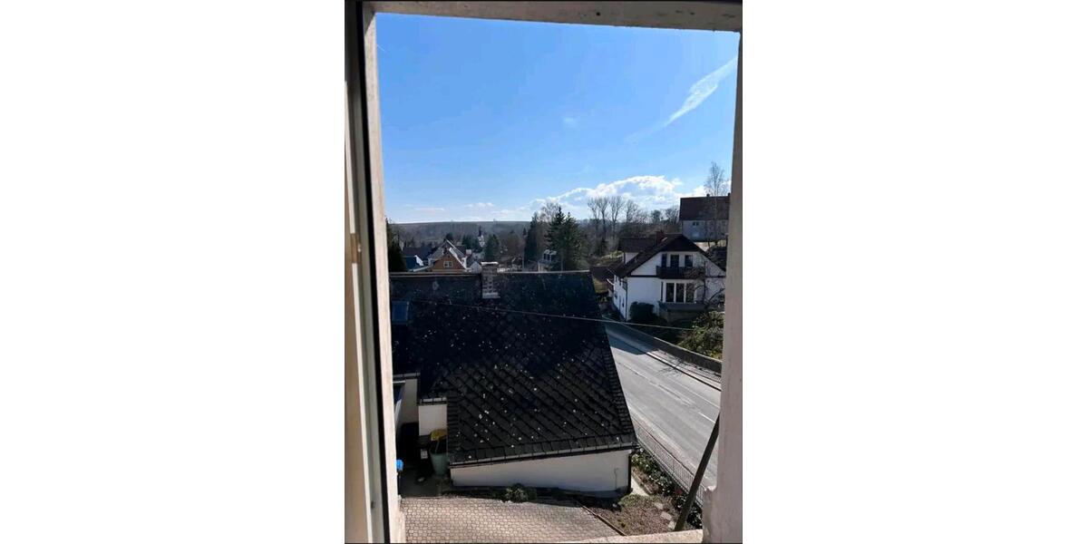 Einfamilienhaus Dorfhain - 8 Zimmer, 180 m&sup2;, 128.000&euro; | Angebot:27445521