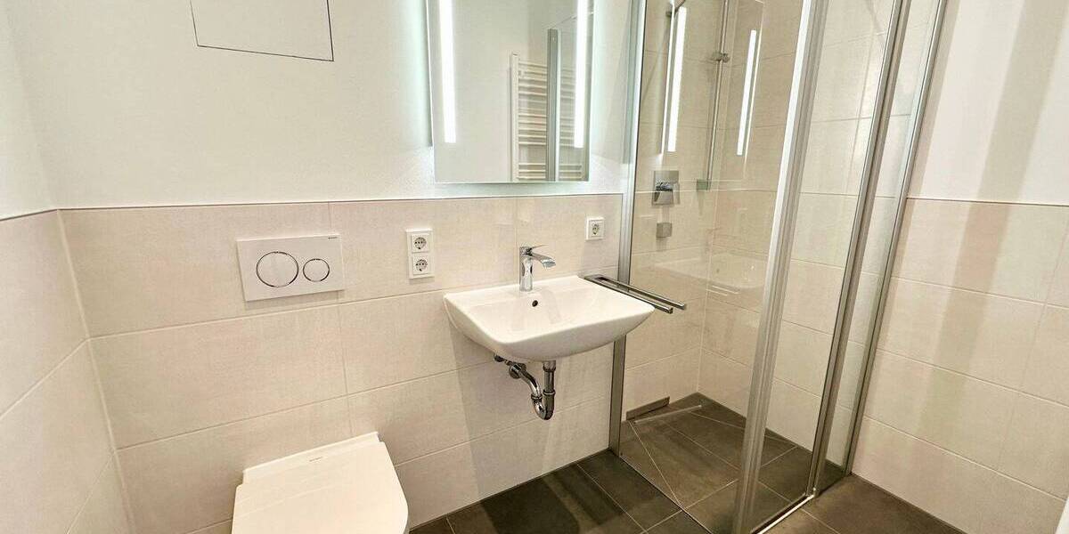 Etagenwohnung Dresden Leipziger Vorstadt - 4 Zimmer, 106 m&sup2;, 2.120&euro; | Angebot:26455176