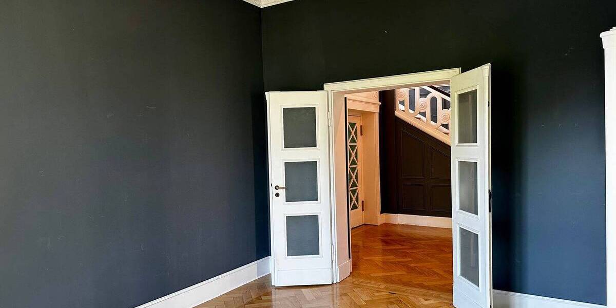 Etagenwohnung Dresden Radeberger Vorstadt - 8 Zimmer, 320 m&sup2;, 1.320.000&euro; | Angebot:26686246