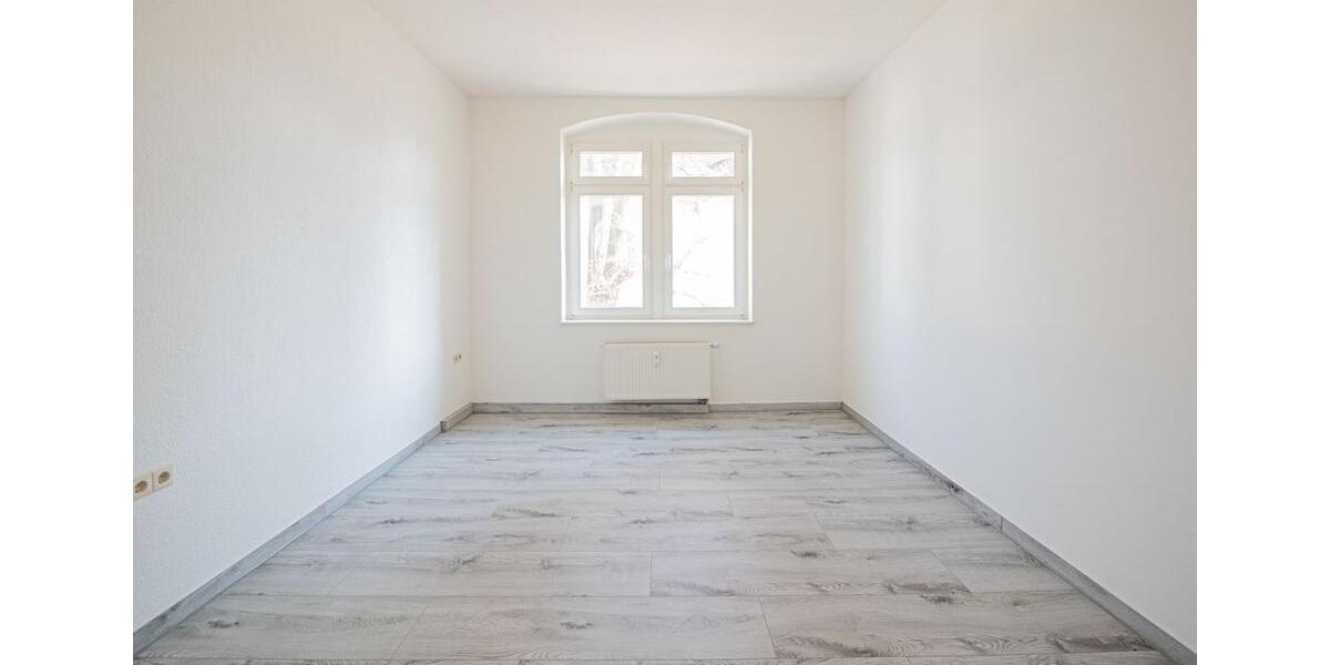 Etagenwohnung Dresden Klotzsche - 3 Zimmer, 75 m&sup2;, 1.100&euro; | Angebot:25181810