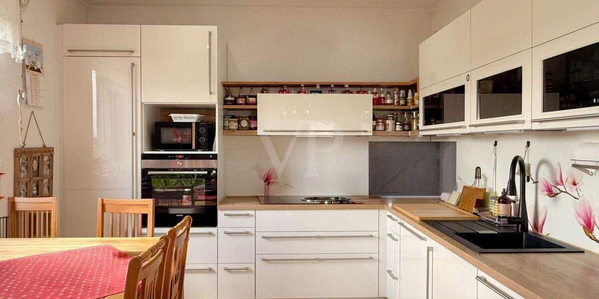 Einfamilienhaus Radebeul - 8 Zimmer, 180 m&sup2;, 520.000&euro; | Angebot:25815561