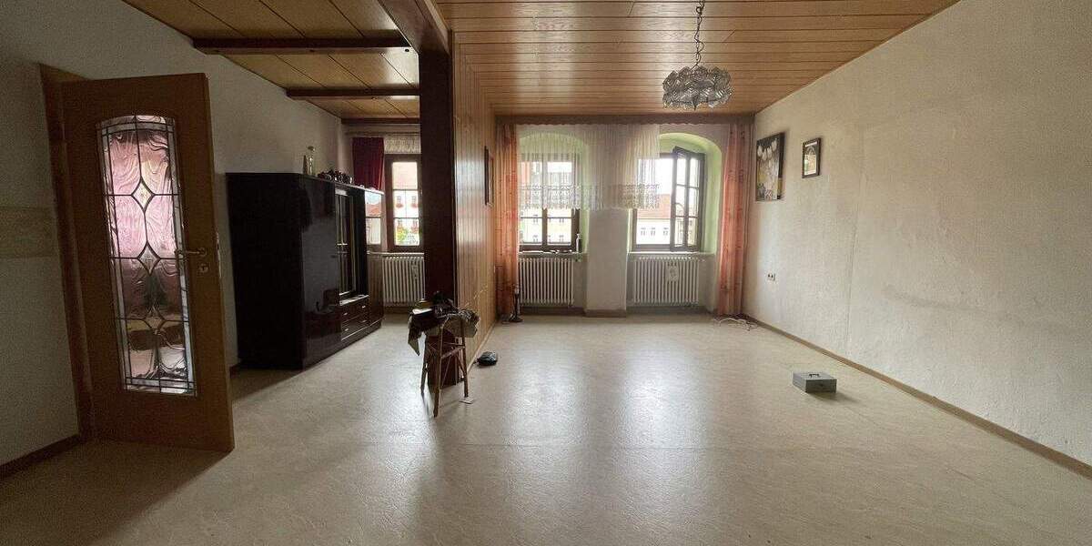 Mehrfamilienhaus, Wohnhaus Stolpen - 8 Zimmer, 106 m&sup2;, 130.000&euro; | Angebot:25822712