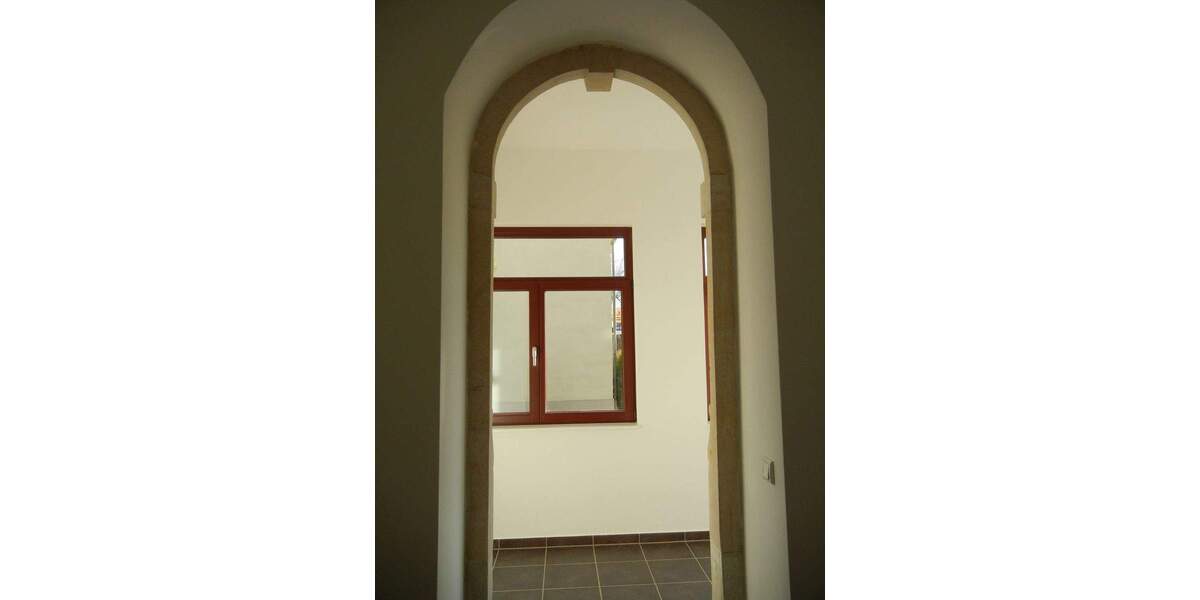 Hochparterre in einzigartigem Denkmal - 4-Zimmerwohnung in Bühlau 4 zimmer