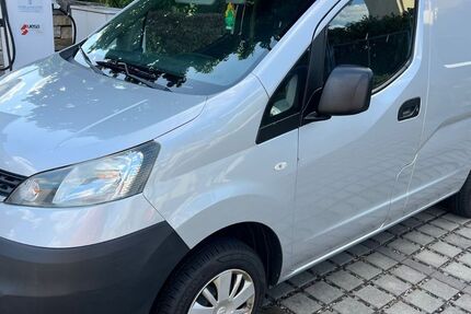 Nissan NV200 193.000 km 5.555 &euro; Dresden 01139