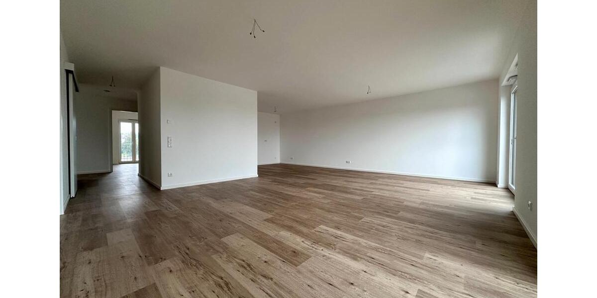 Erdgeschoßwohnung Weinböhla - 5 Zimmer, 133 m&sup2;, 1.563&euro; | Angebot:24657680