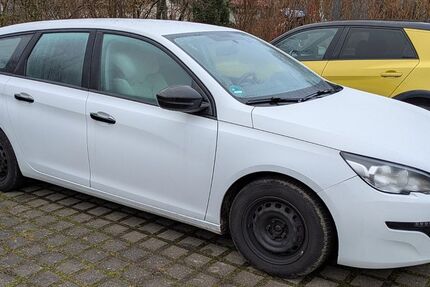Peugeot 308 125.000 km 6.300 &euro; Grumbach 01723