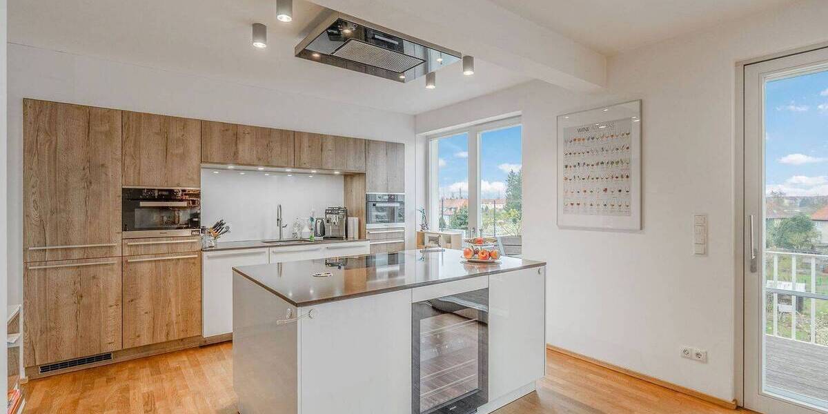 Etagenwohnung Dresden Leipziger Vorstadt - 3 Zimmer, 121 m&sup2;, 670.000&euro; | Angebot:26740351