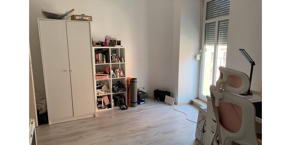 Etagenwohnung Pirna - 1 Zimmer, 20 m&sup2;, 285&euro; | Angebot:26350223