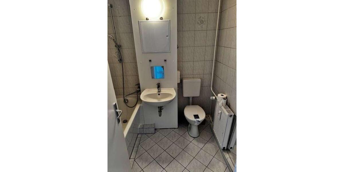 Etagenwohnung Dresden Blasewitz - 33 Zimmer, 79 m&sup2;, 750&euro; | Angebot:26165754