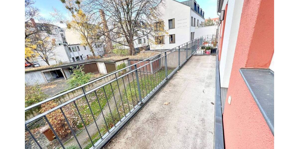 Etagenwohnung Dresden Äußere Neustadt - 2 Zimmer, 95 m&sup2;, 299.000&euro; | Angebot:24037350
