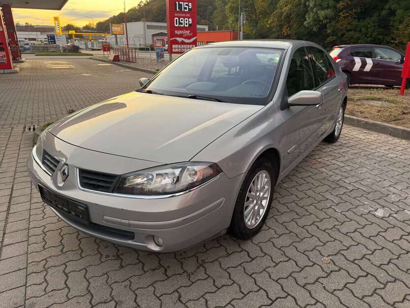 Renault Laguna 128.000 km 2.499 € Dresden 01187