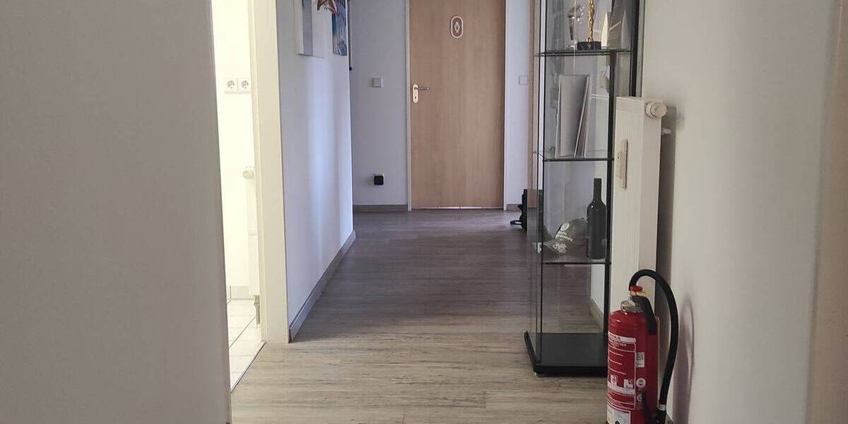 Gewerbeobjekt Meißen Vorbrücke - 4 Zimmer, 99 m&sup2;, 800&euro; | Angebot:25671062