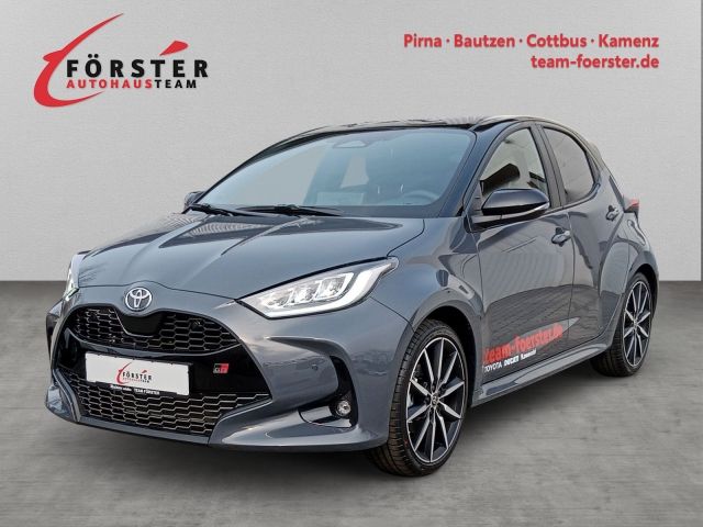 Toyota Yaris 9.500 km 28.220 &euro; Pirna 01796